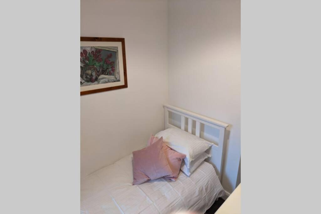 Glenfinnan - Two Bedroom Apartment Dunfermline Buitenkant foto