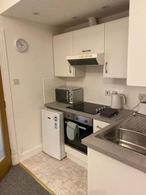 Glenfinnan - Two Bedroom Apartment Dunfermline Buitenkant foto
